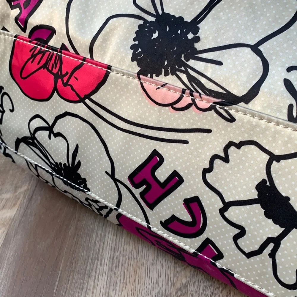 Coach Kyra Graffiti Poppy Weekender Large Floral - Picture 10 of 16